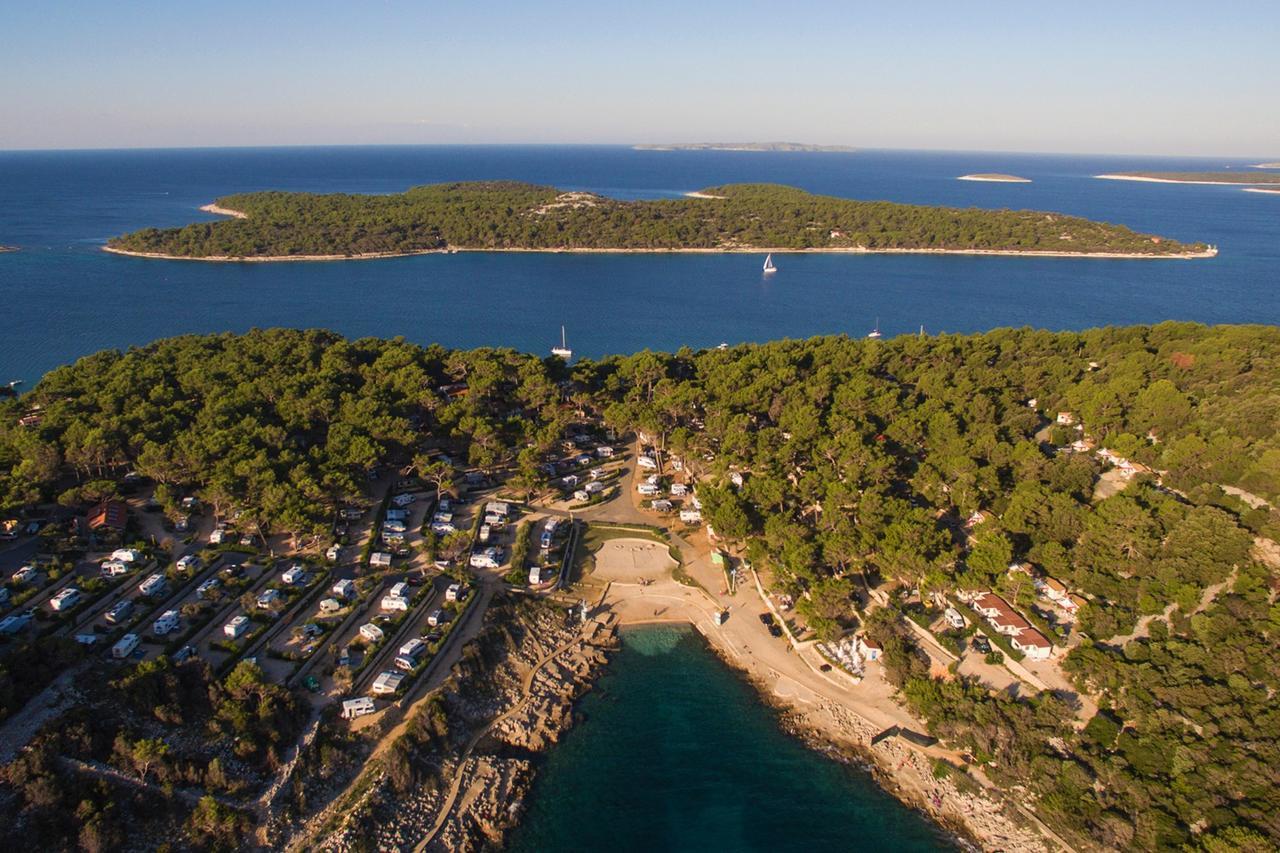 Victoria Mobilehome Camping Village Poljana Mali Losinj Exterior photo